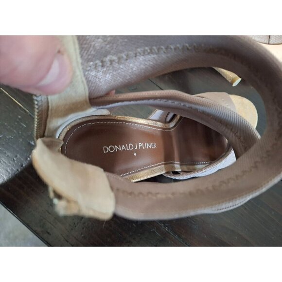 Donald J Pliner Gigee Strappy Metallic Leather Pumps/Pre-owned, Sz. 8.5M - Picture 7 of 8